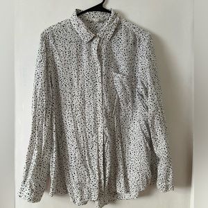 B&W Relaxed Fit Button Up Shirt